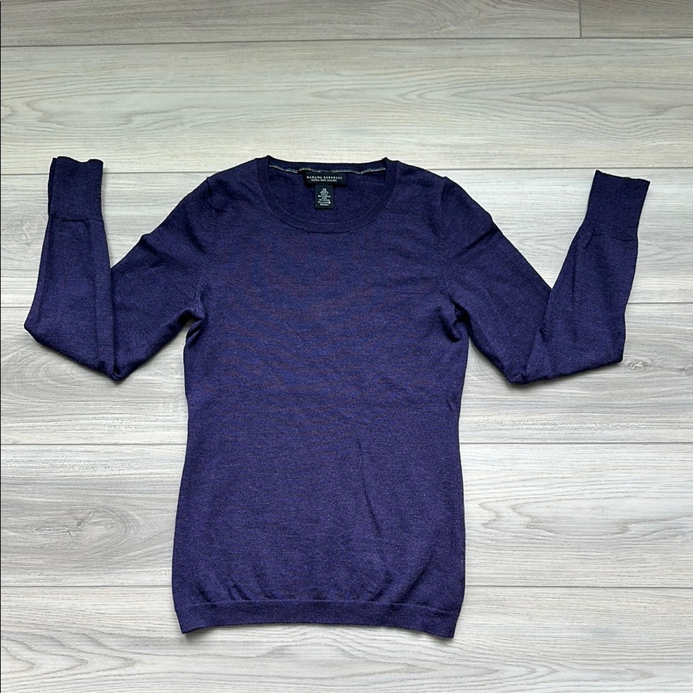 Banana republic merino wool purple crewneck sweater size xs - Picture 2 of 6